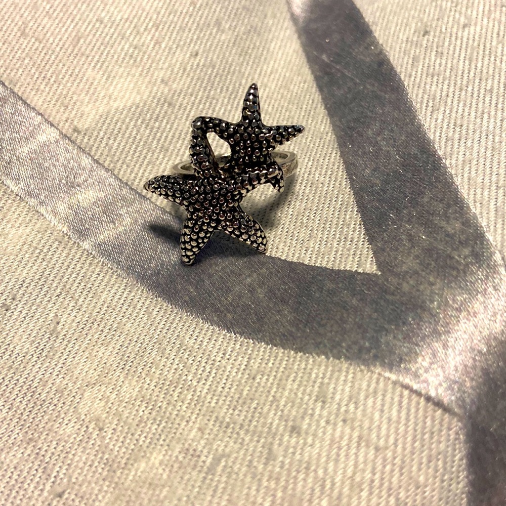 Double starfish silver ring